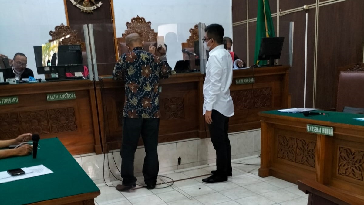 Majelis Hakim PN Jakarta Selan memeriksa gugatan PT Maras Agung atas PT Trans Cibubur Property.