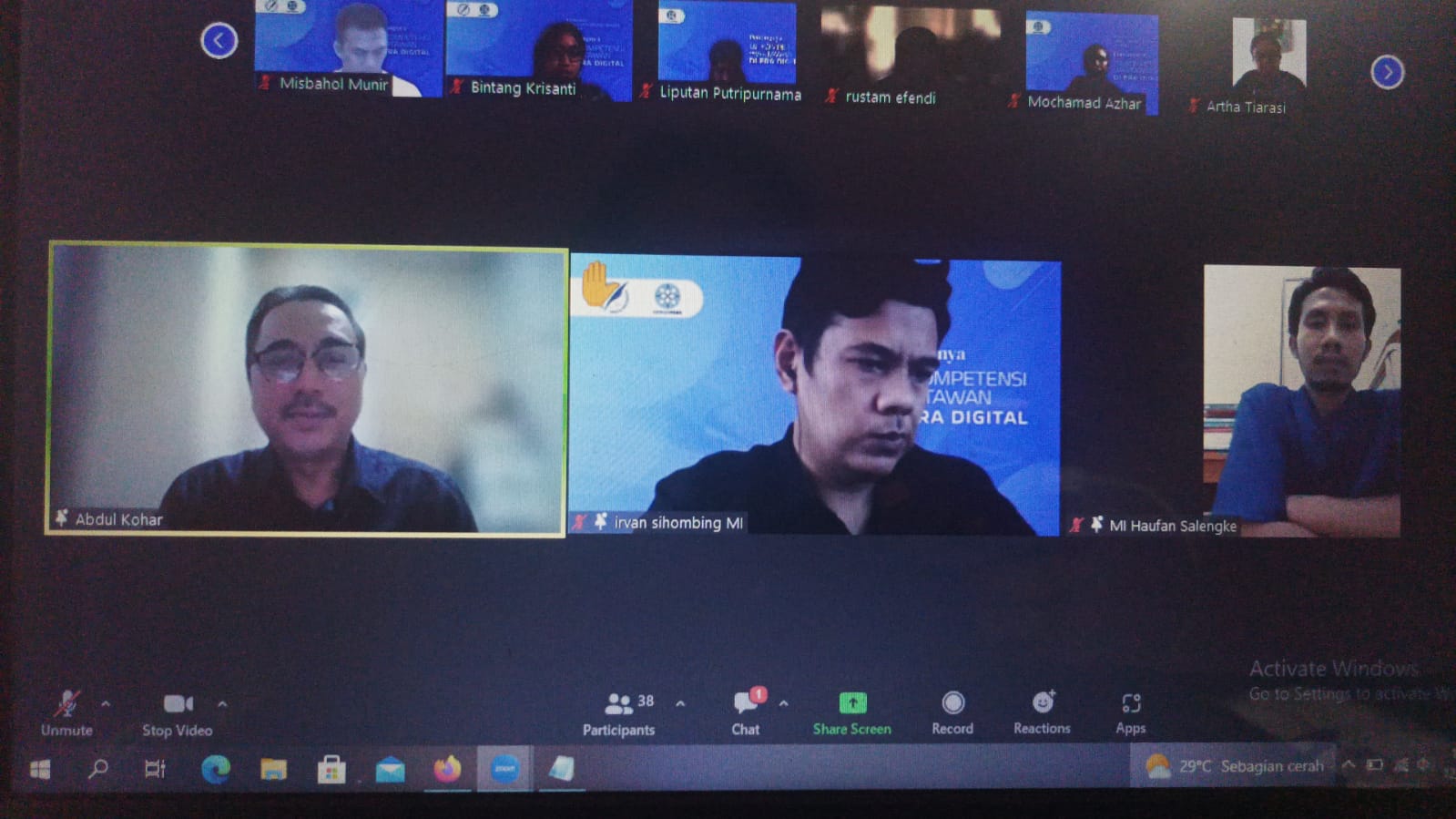 Media Indonesia menggelar kegiatan Pra-UKW melalui zoom pada Senin (19/12/2022).