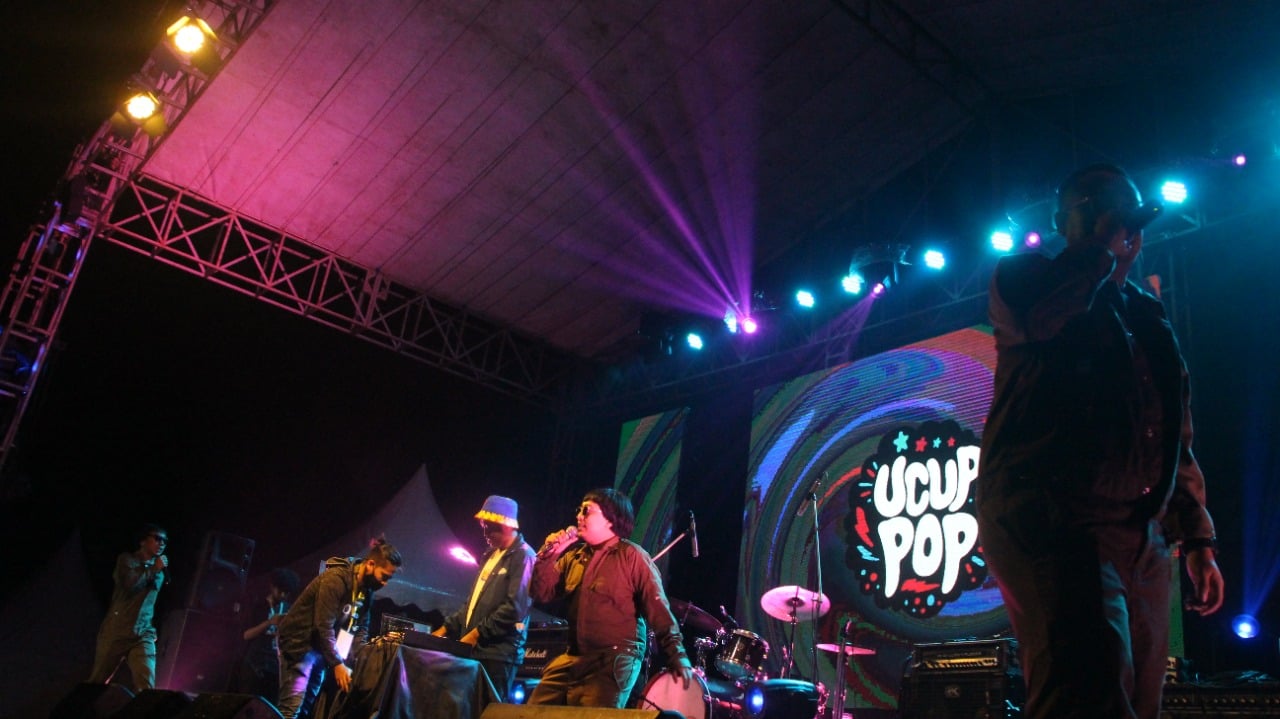  Himpunan Mahasiswa Ilmu Komunikasi Universitas Brawijaya menggelar Communication In Action.