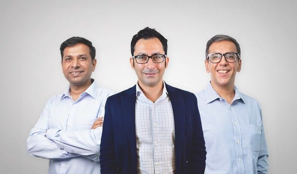 Dari kiri ke kanan: Manoj Awasthi, Ankur Mehrotra, dan Nimish Dwived.