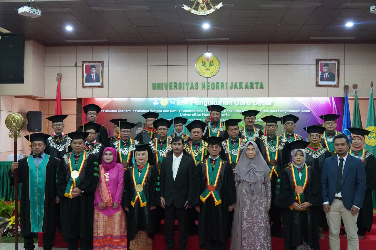 Penetapan Guru Besar UNJ