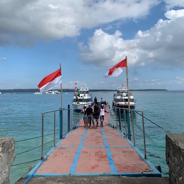 Dermaga Banjar Nyuh Nusa Penida, Bali.