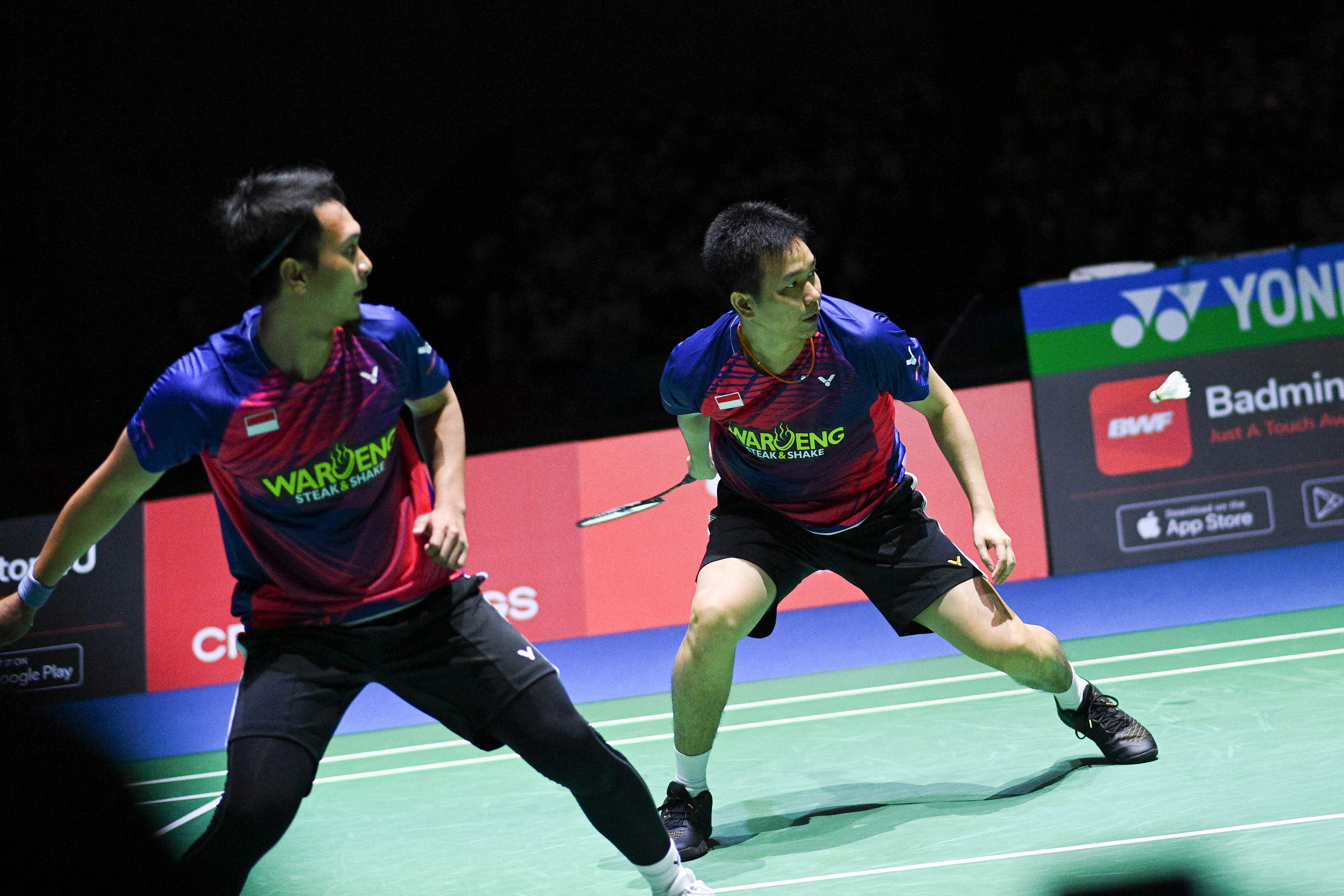  Ganda putra Indonesia Mohammad Ahsan/Hendra Setiawan saat menghadapi pasangan kuat Malaysia Aaron Chia/Soh Wooi Yik.