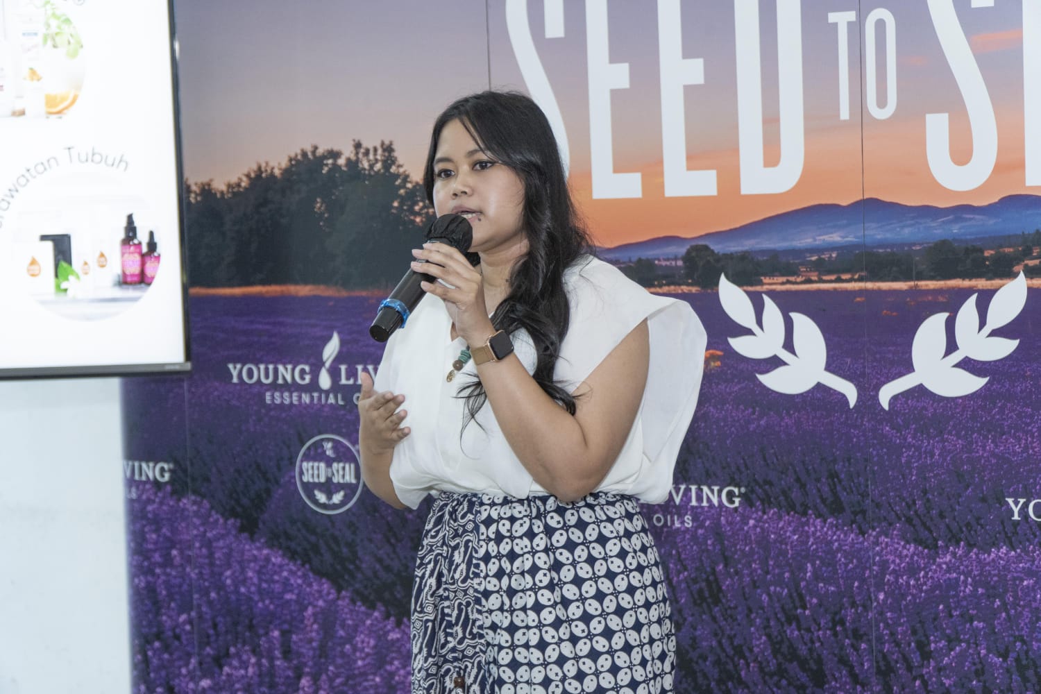 Young Living Indonesia meluncurkan  Kawung Travel Diffuser 