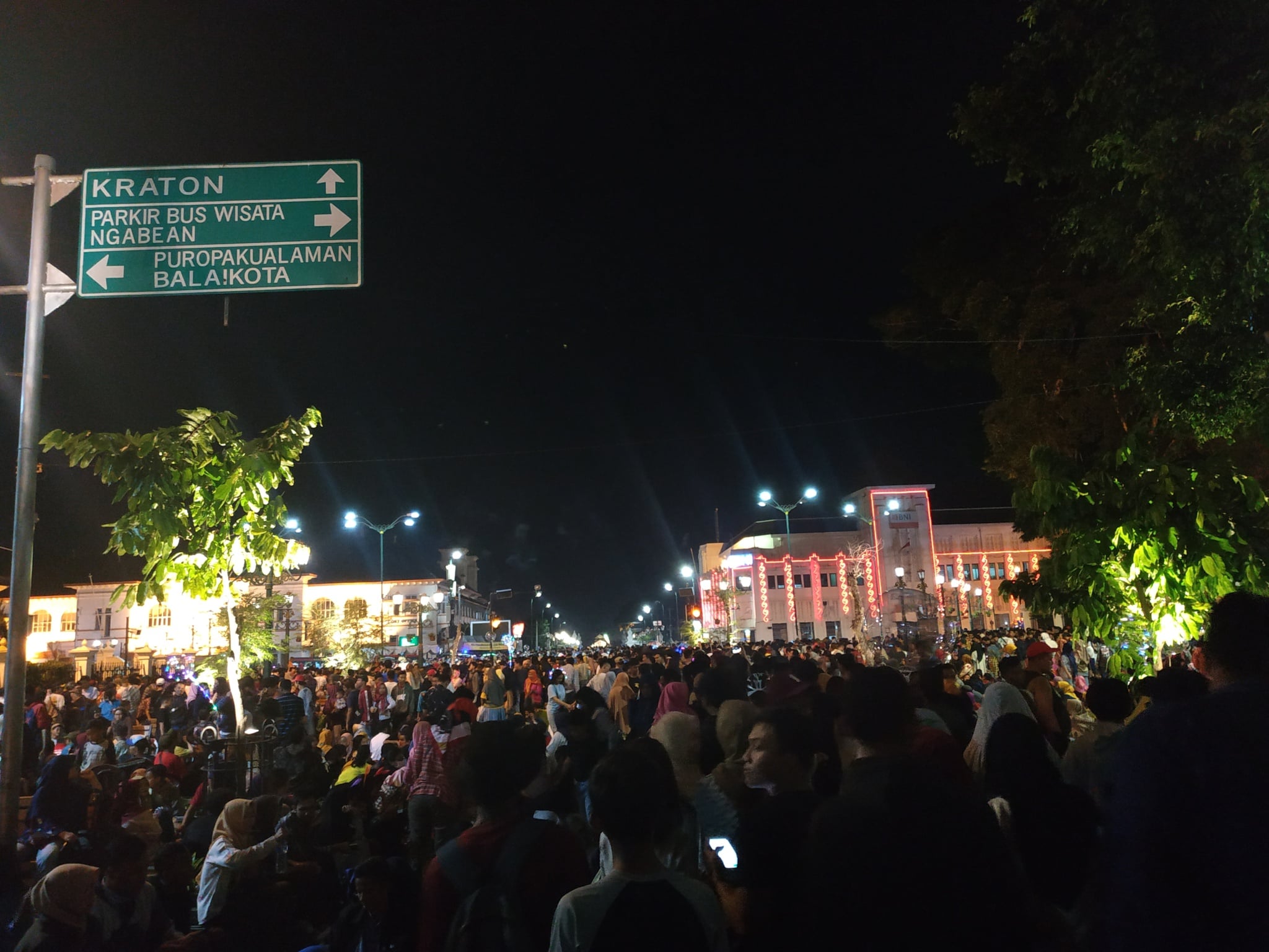 Kepadatan kawasan Malioboro, Yogyakarta terjadi pada 24 Desember 2022 mencapai 33 ribu lebih.