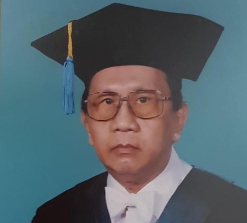 Mantan Guru Besar Neurologi Fakultas Kedokteran Universitas Airlangga Djoenaidi Widjaja