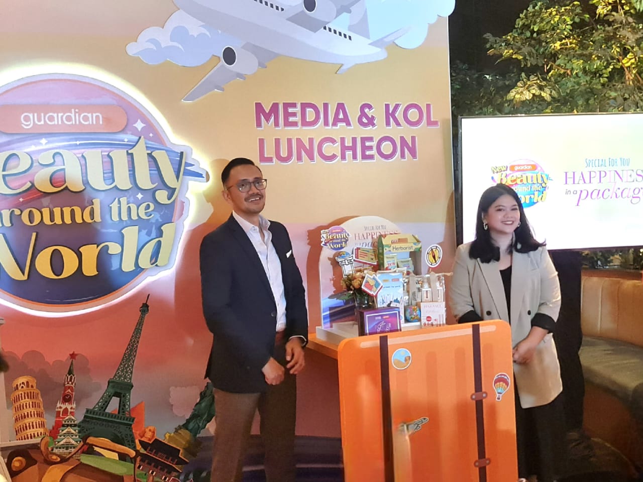 Ritel modern kesehatan dan kecantikan Guardian mengadakan kampanye 