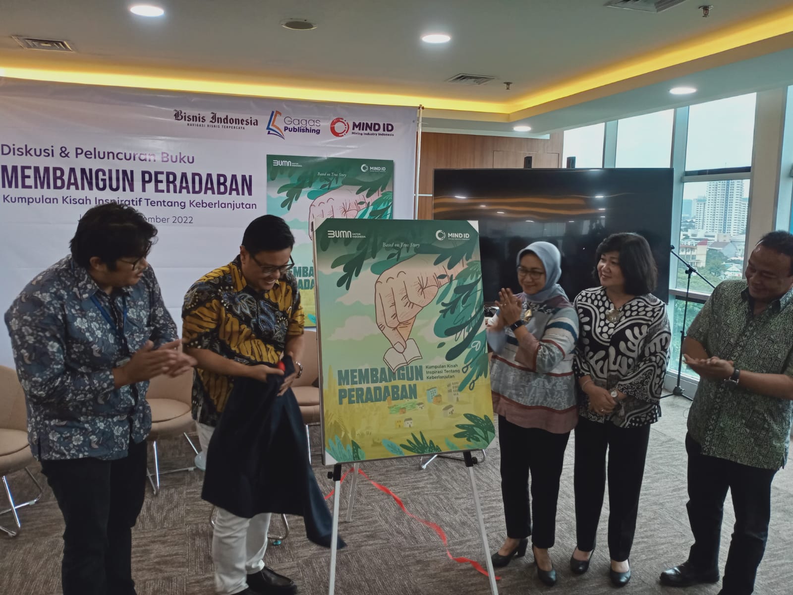 Peluncuran buku Membangun Peradaban dari Mind Id.