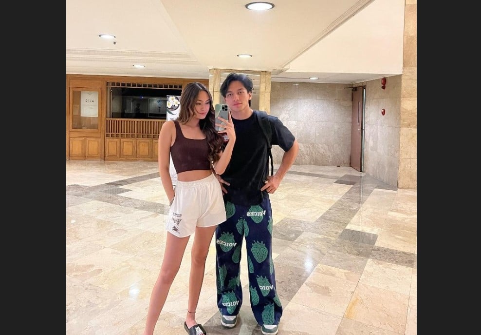 Jefri Nichol (kanan) dan Caitlin Halderman