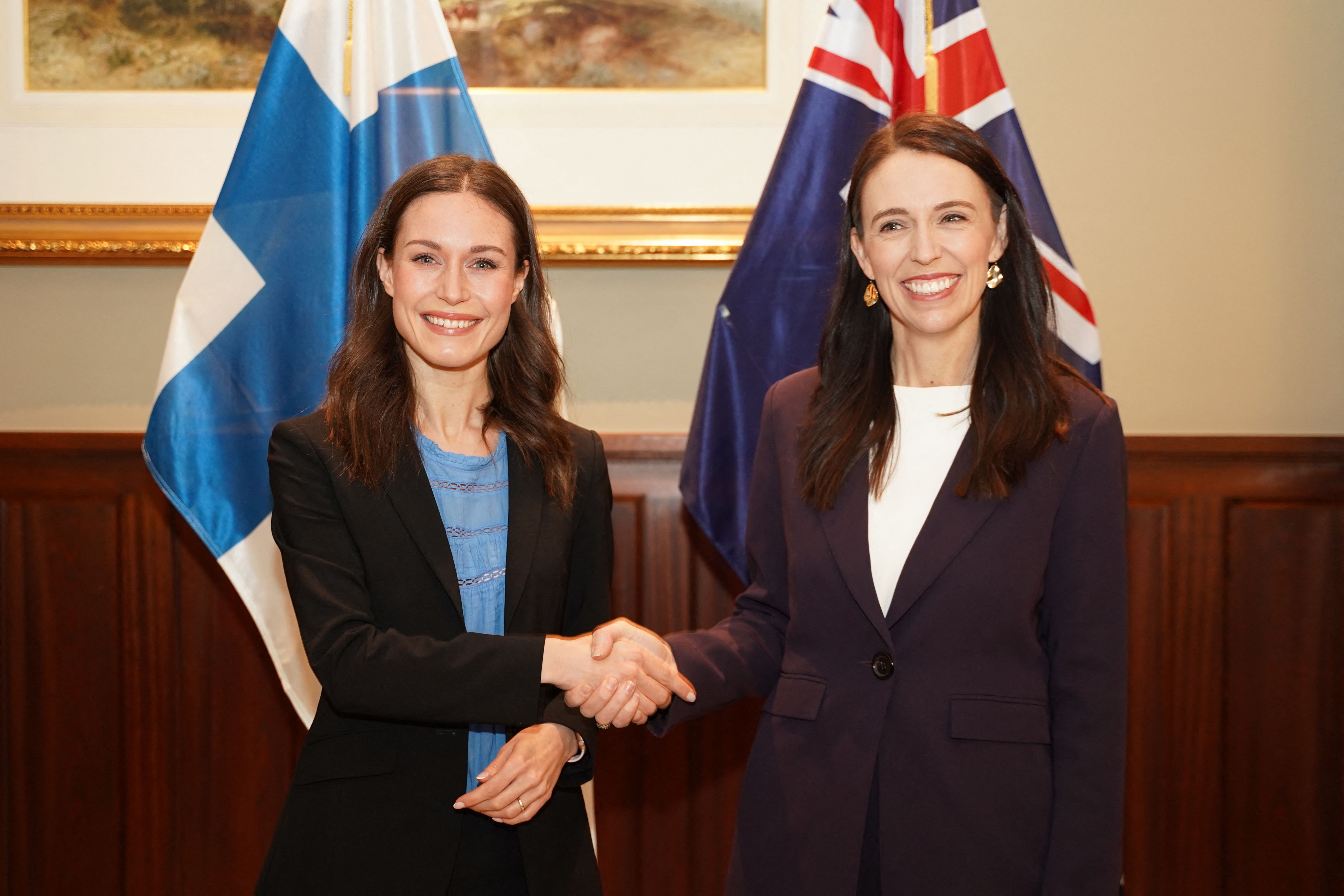 PM Finlandia Sanna Marin dan PM Selandia Baru Jacinda Ardern mengadakan pertemuan.