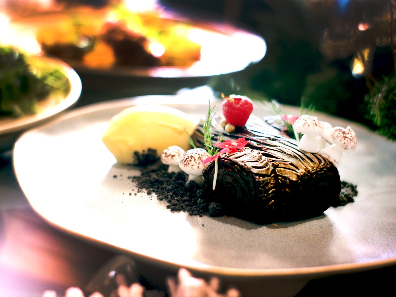  Para tamu akan diajak untuk dapat mencicipi 30 pilihan menu khas dari Vong Kitchen yang disajikan dari seluruh waktu makan.