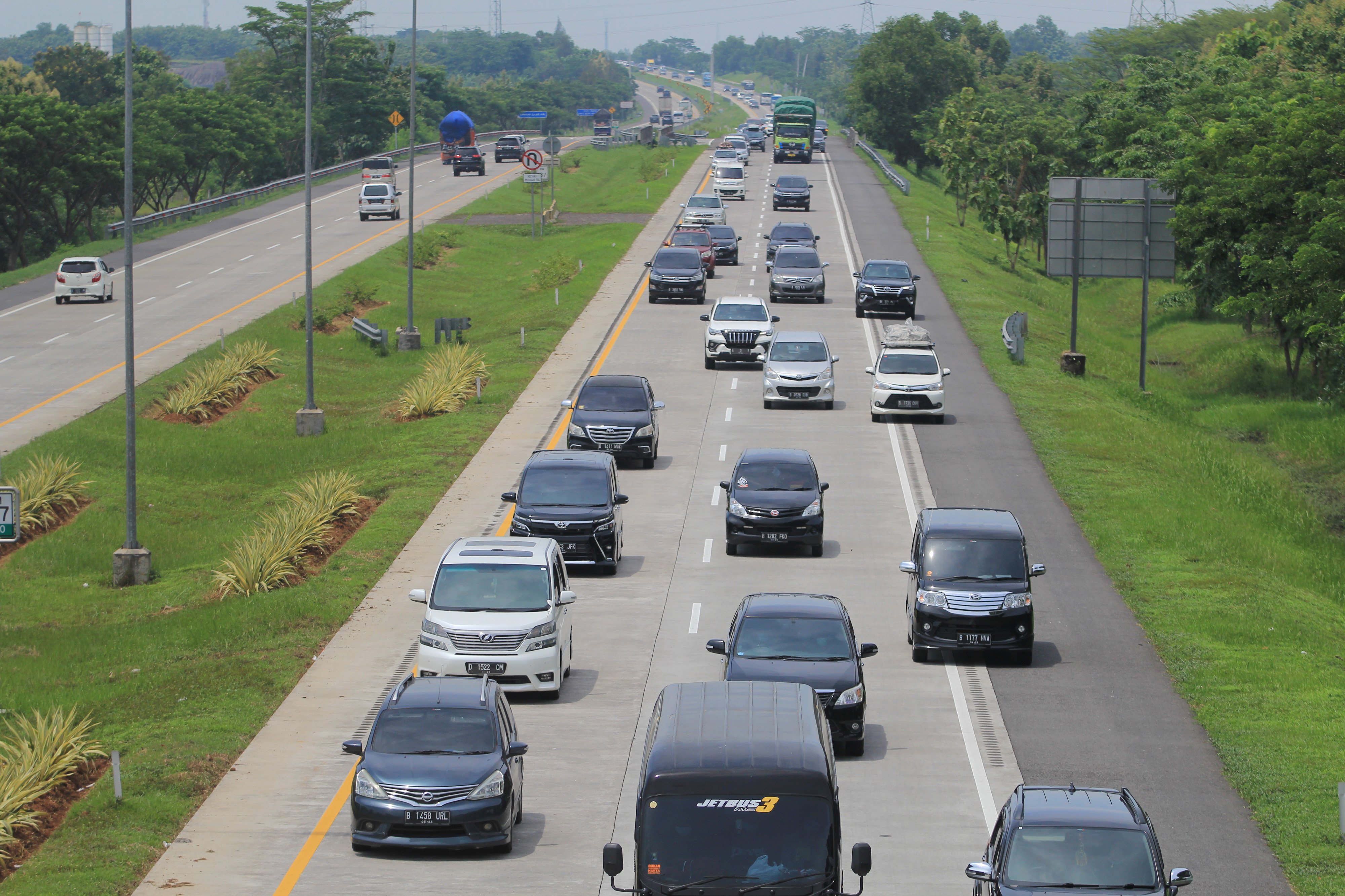 H-2 Natal, Polri Pantau Arus Lalu Lintas di Tol Cipali