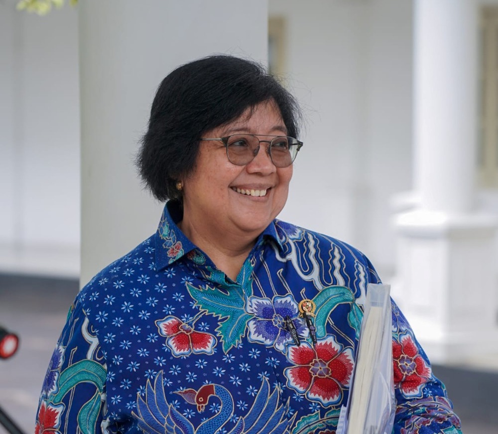 Menteri Lingkungan Hidup dan Kehutanan Siti Nurbaya.