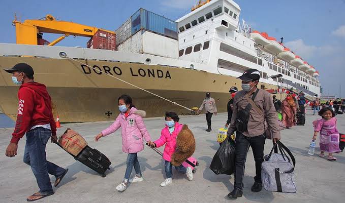 Ilustrasi: penumpang kapal Pelni