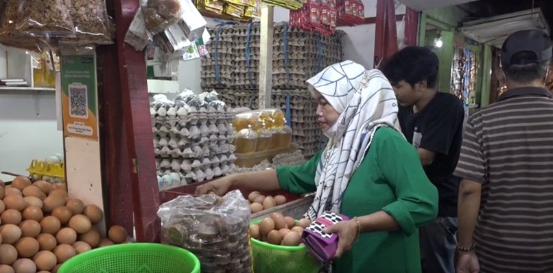 Pedagang dan Pembeli Keluhkan Kenaikan Harga Beras dan Telur Ayam 