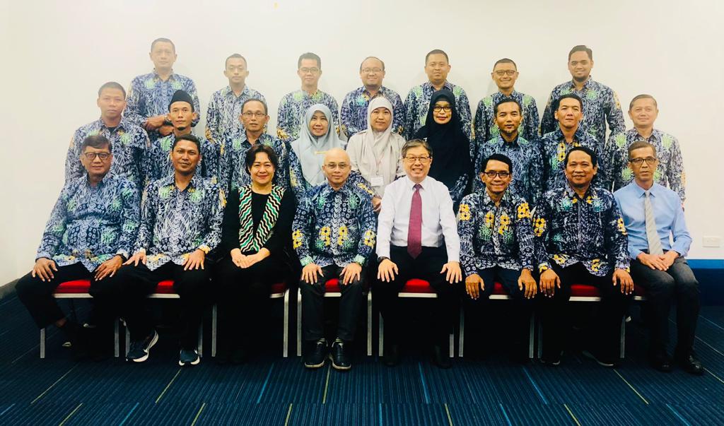 Sebanyak 17 kepala sekolah Muhammadiyah mengikuti pelatihan STEM dan digitalisasi di Nanyang Polytechnics International (NYPI), Singapura.