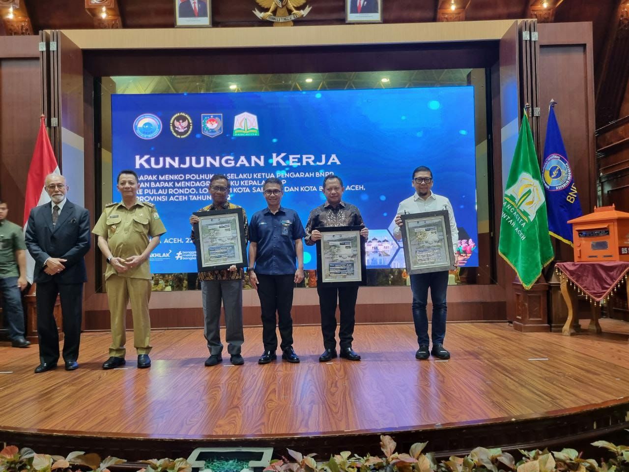 BNPP Republik Indonesia bersama PT. Pos Indonesia (Persero) meluncurkan Prangko Seri PLBN Tahun 2022.