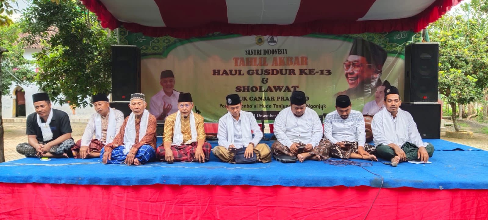 Himpunan Santri Nusantara (HISNU) menggelar Tahlil Akbar dalam rangka Haul ke-13, Gus Dur sekaligus Gema Salawat dan doa untuk kebaikan Bang