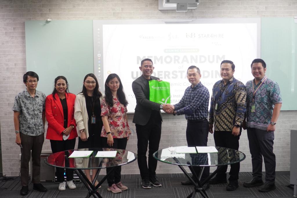 Kalbis Institute bekerja sama dengan Star4hire meluncurkan program magang dan bekerja di luar negeri bagi mahasiswa.