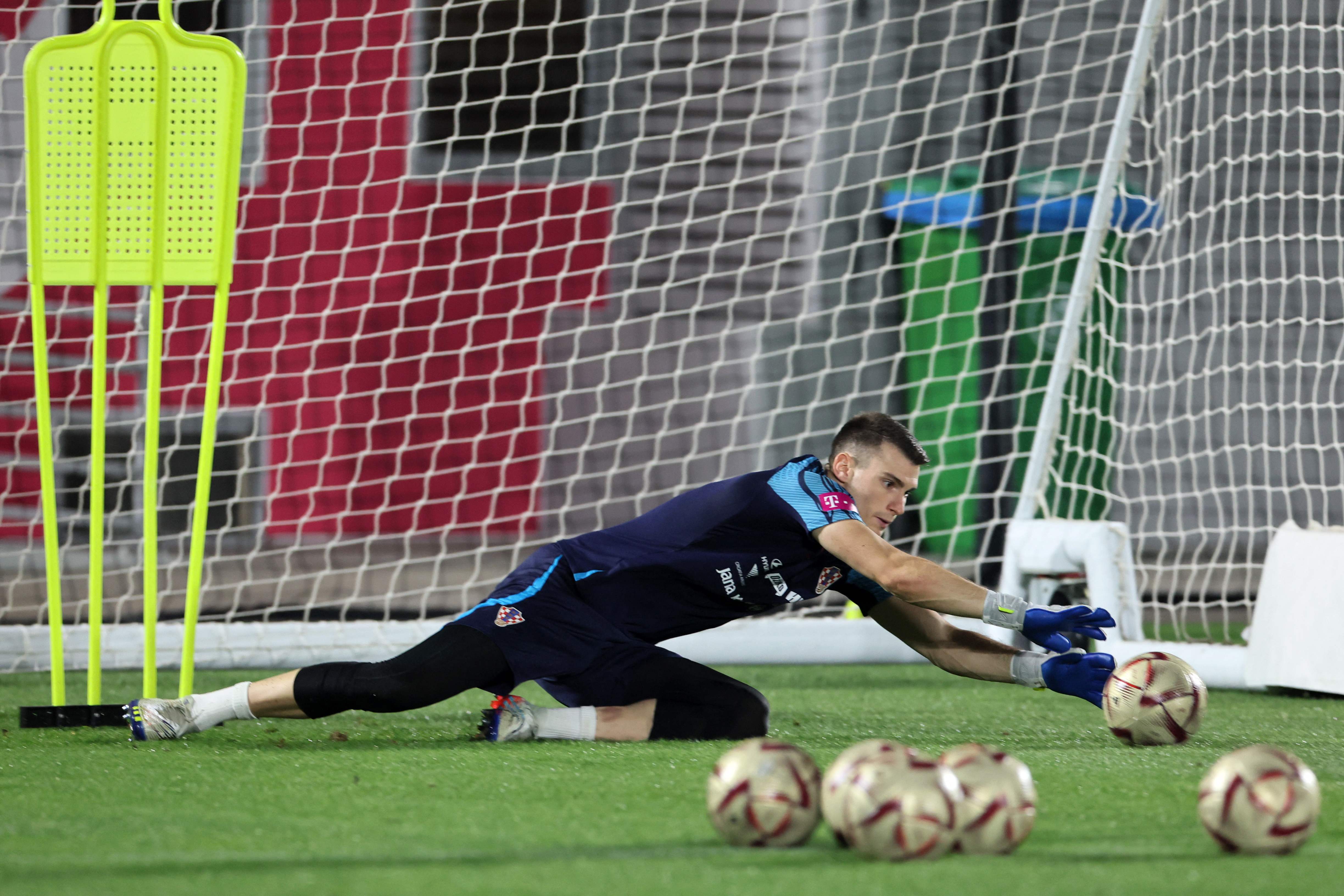 Livakovic Jadi Incaran Juventus