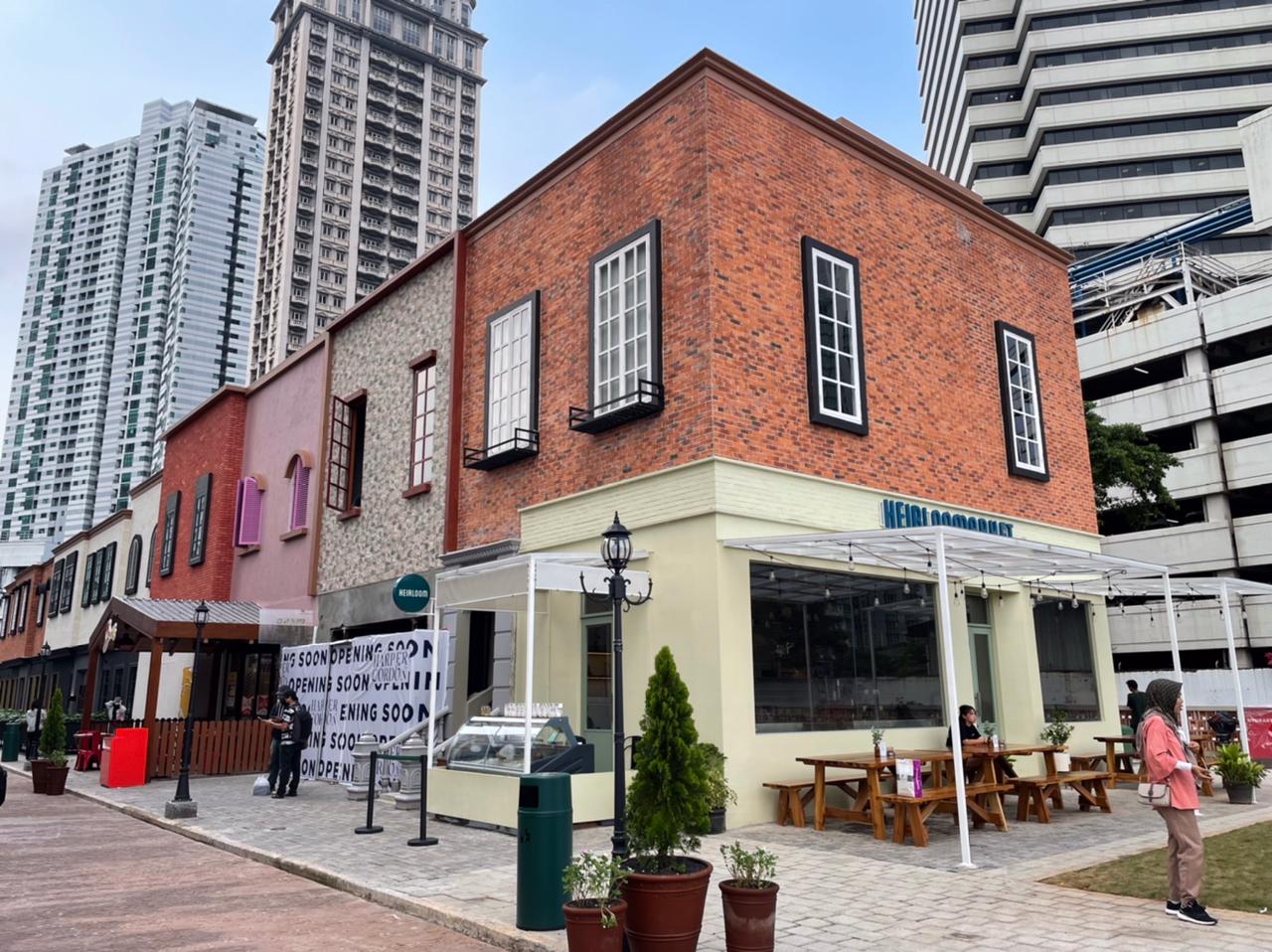 Chill and Relax (Chillax) di kawasan Sudirman, Jakarta.