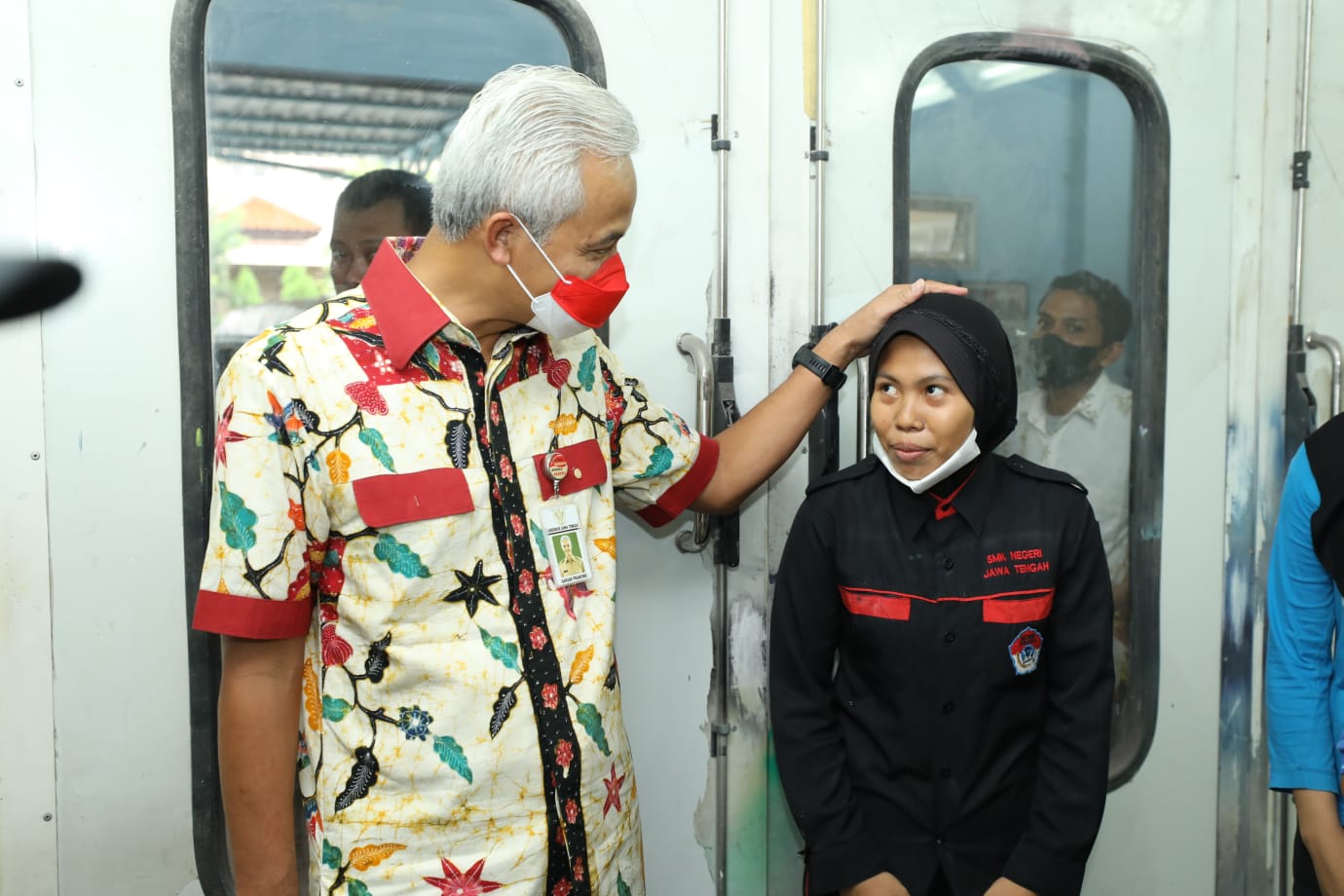 Gubernur Jateng Ganjar Pranowo saat berkunjung di salah satu SMKN di Jateng.