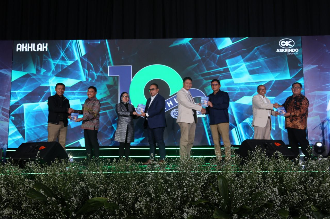 Acara milad ke-10 Askrindo sekaligus peluncuran buku.
