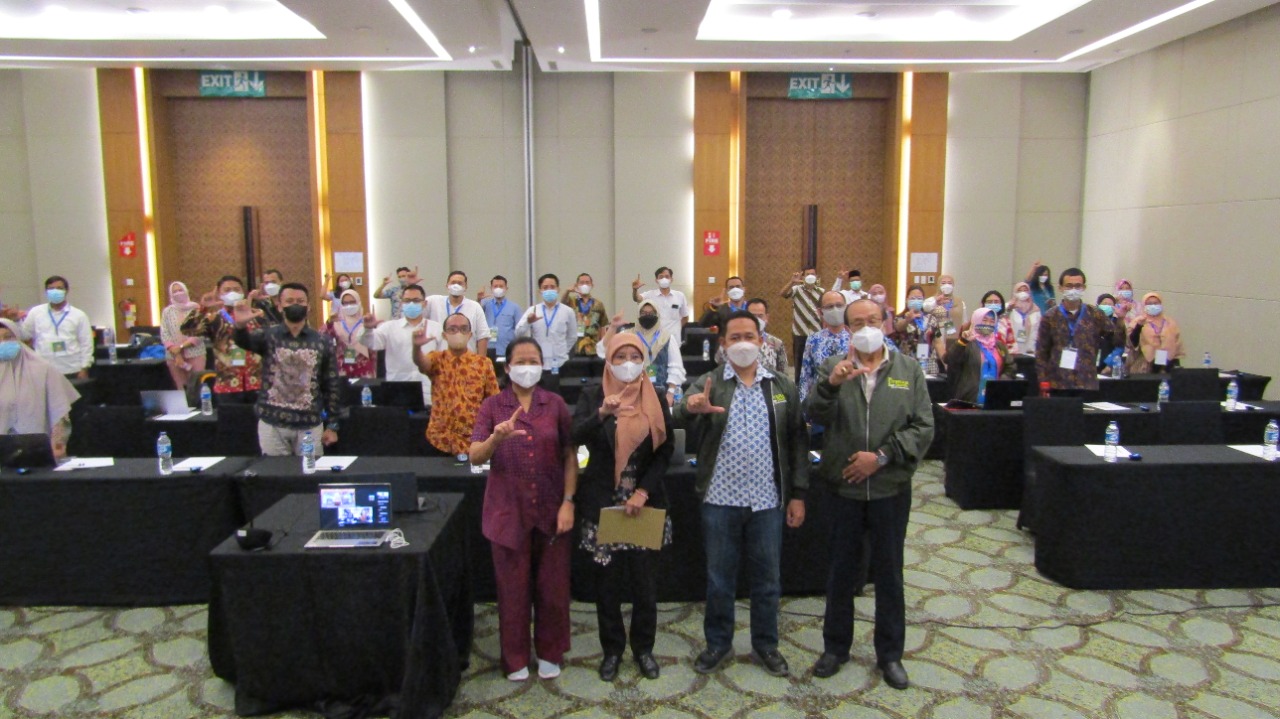 Training of Trainers (ToT) Literasi Digital segmen pemerintahan untuk Aparatur Sipil Negara (ASN) Kemenag di ICE BSD Kabupaten Tangerang.