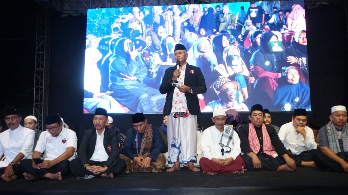 Doa untuk Ganjar Pranowo dan Indonesia 2024 yang digelar di Pondok Pesantren Roudhotus Sibyan Al-amin, Serang, Banten
