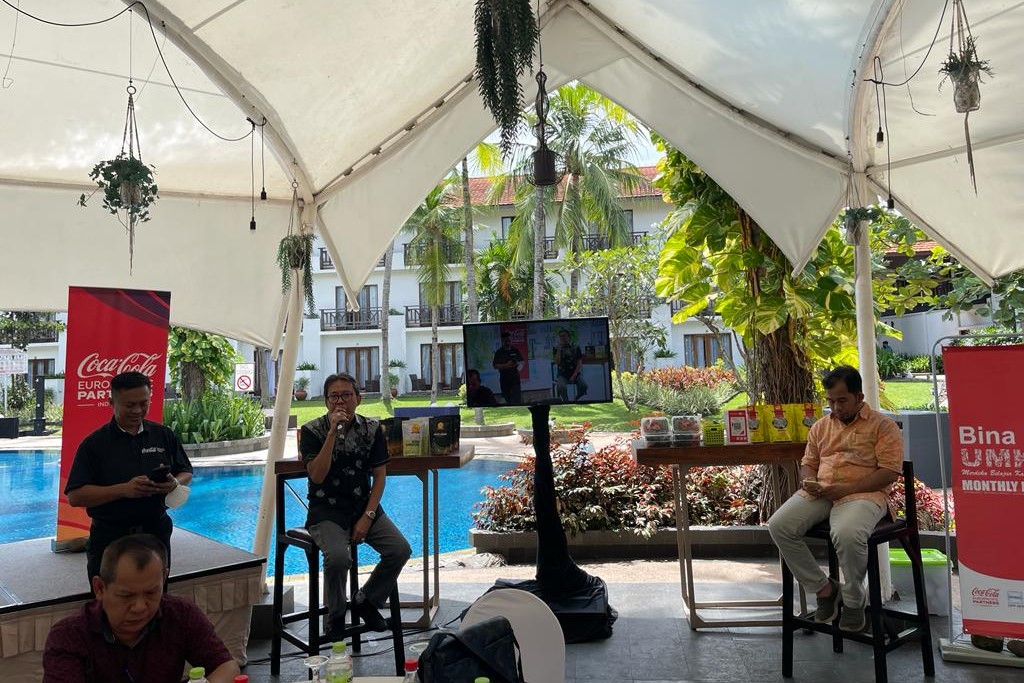 Program yang sudah berjalan dua batch tersebut untuk mendorong kemajuan UMKM dan memberi kesempatan mahasiswa mengaplikasikan teori.