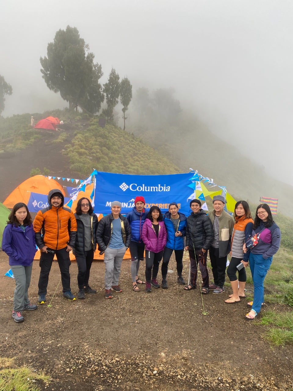Columbia Mount Rinjani Experience diikuti para konten kreator yang bergiat di alam bebas.