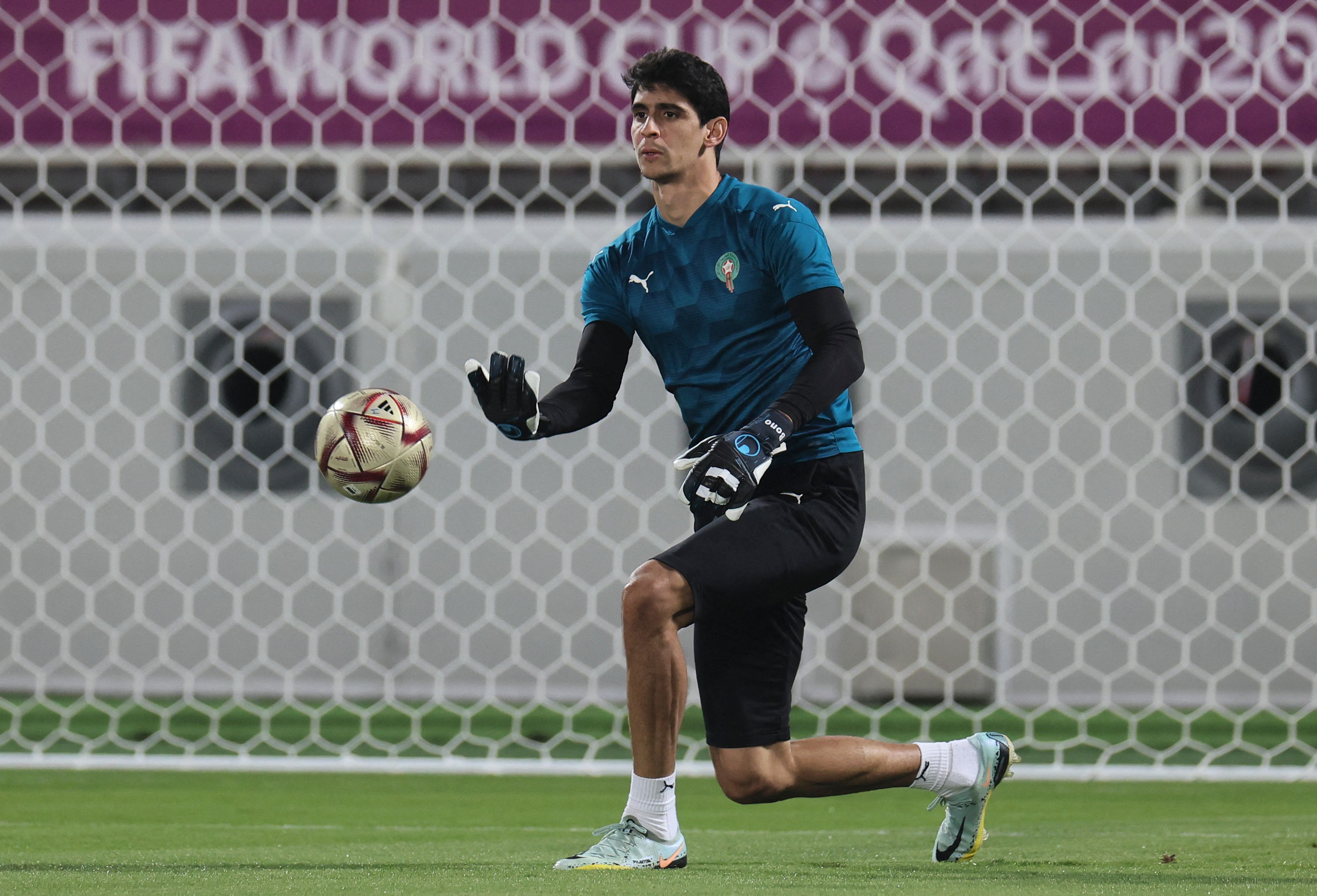 Kiper Maroko, Yassine Bounou