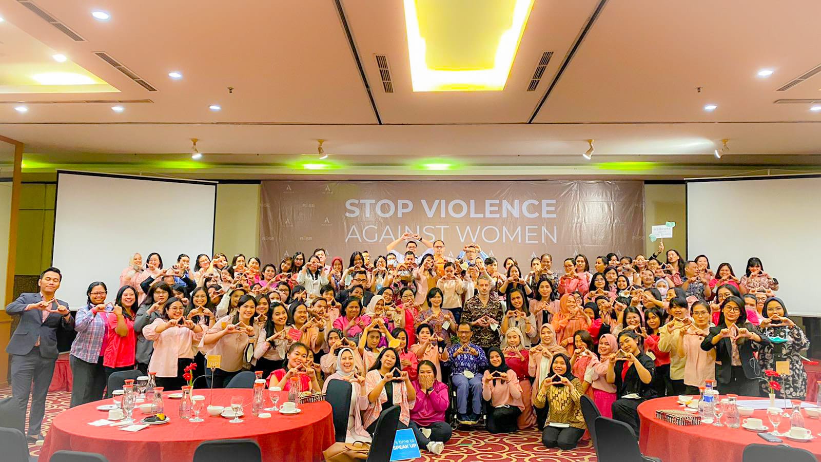 Dalam rangka merayakan Anniversary RiiSE, Accor dan Komnas Perempuan menggela seminar “Stop Violence Against Women” di Jakarta.  