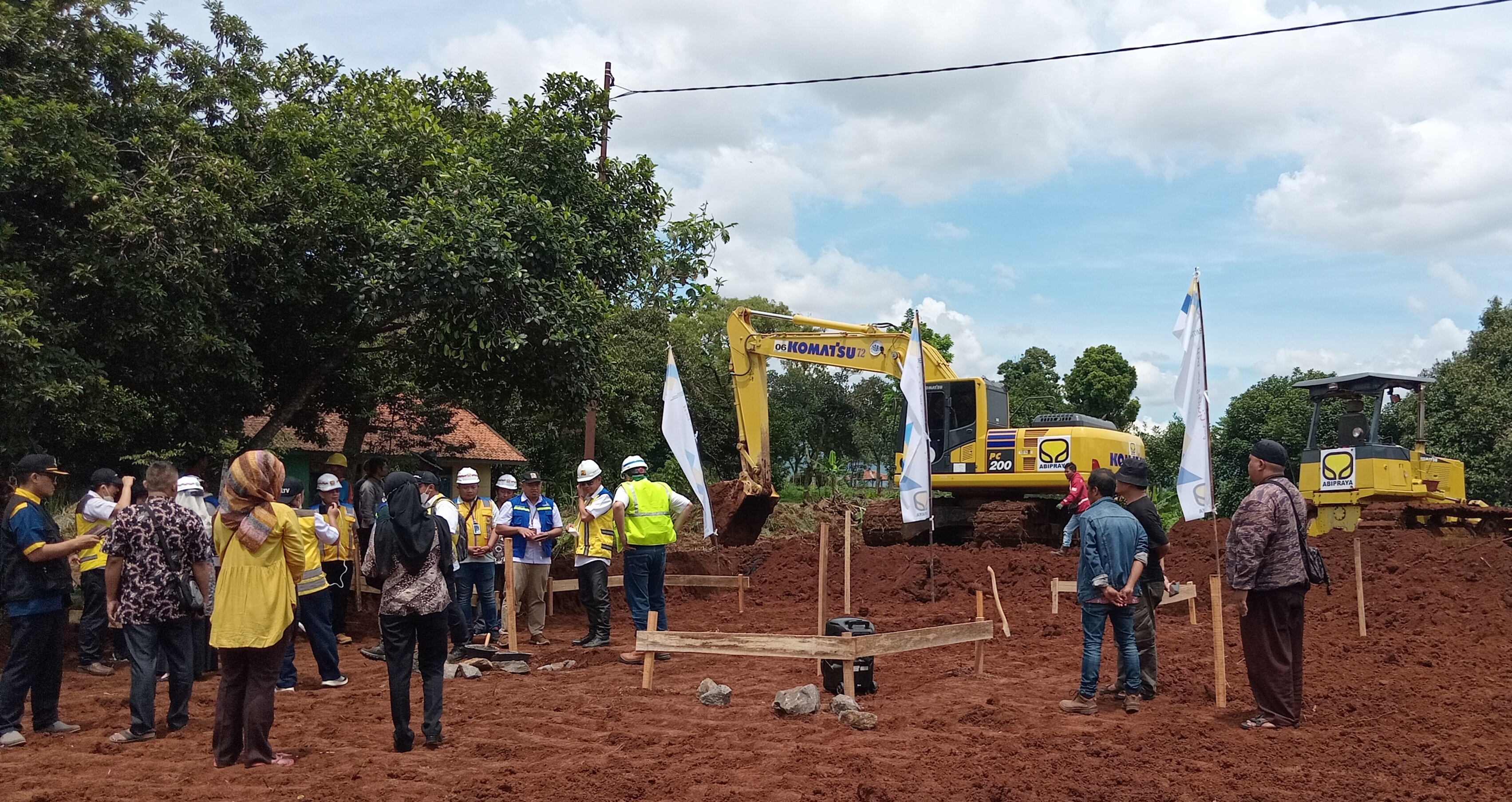  Lahan di Desa Sirnagalih Kecamatan Cilaku Kabupaten Cianjur, Jawa Barat, jadi titik relokasi bagi warga terdampak gempa.