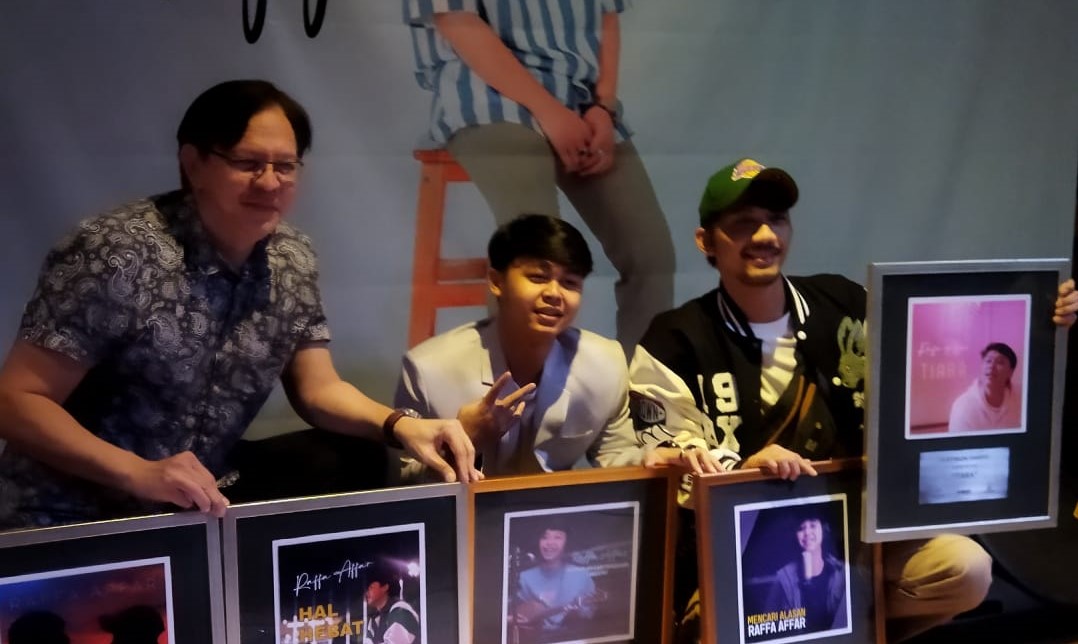 Raffa Affar (tengah). 