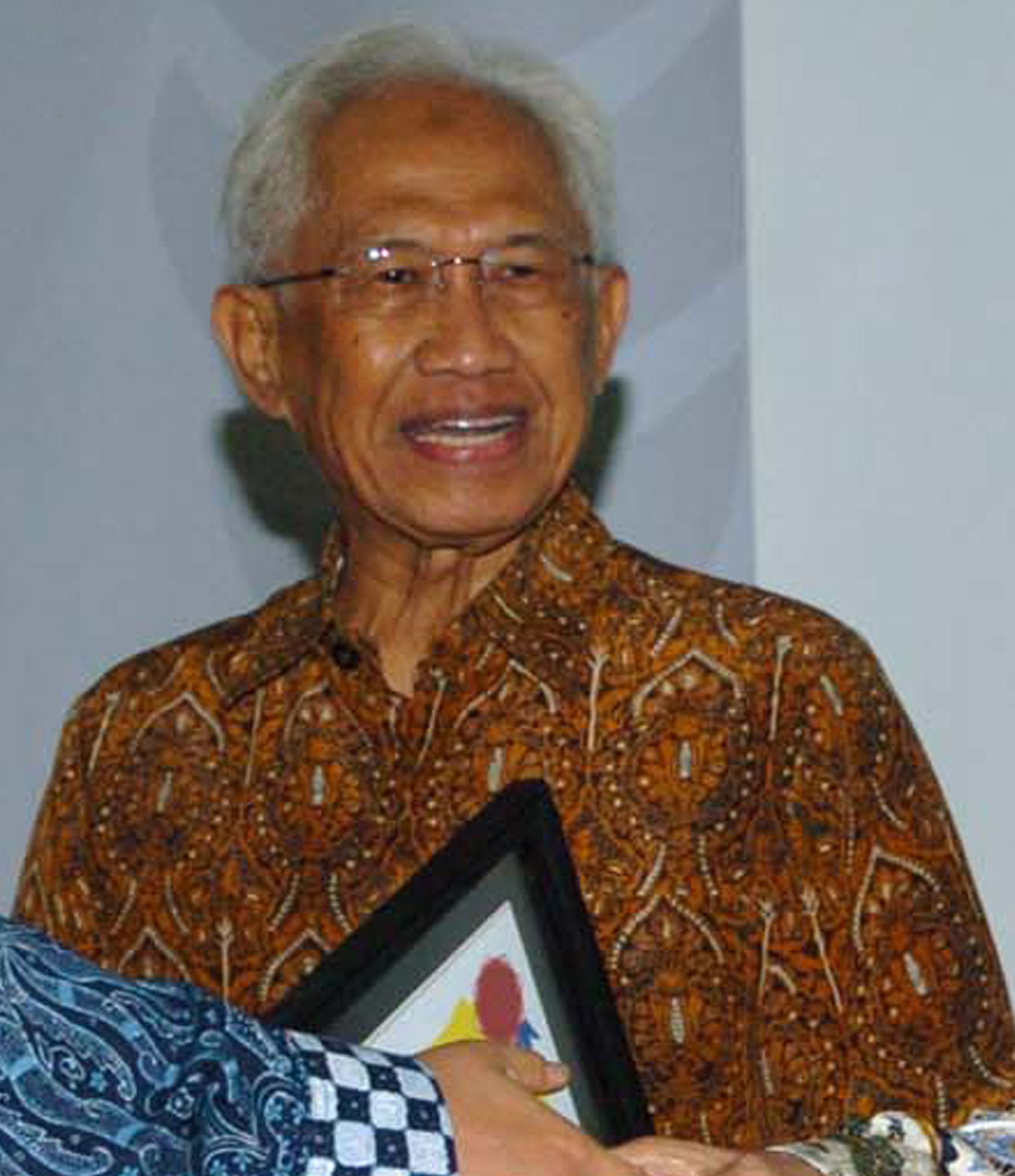 Tokoh Minyak Indonesia Segala Zaman Prof Dr Subroto.