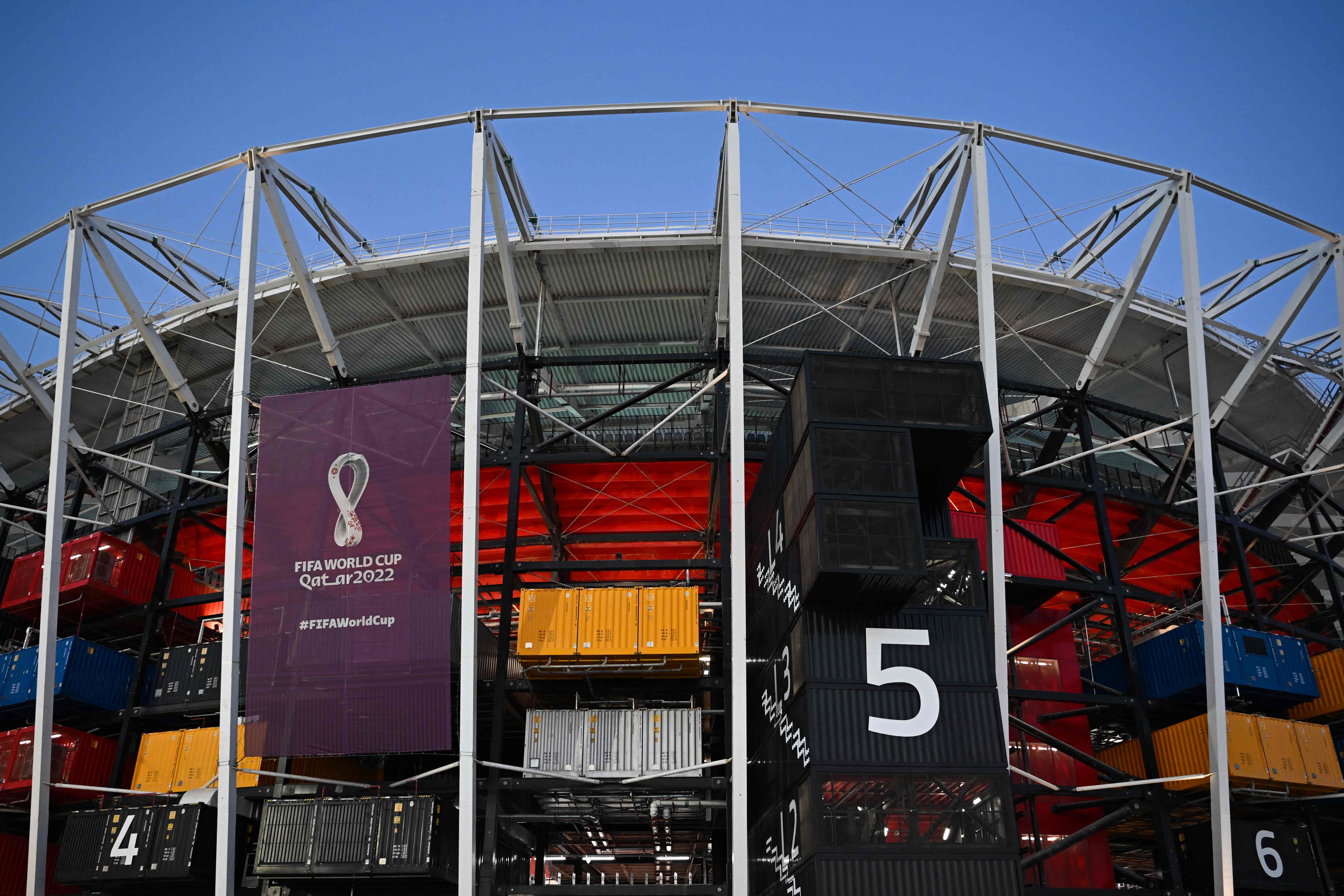 Potret bagian dari Stadion 974 untuk perhelatan Piala Dunia Qatar yang dibangun tidak permanen.