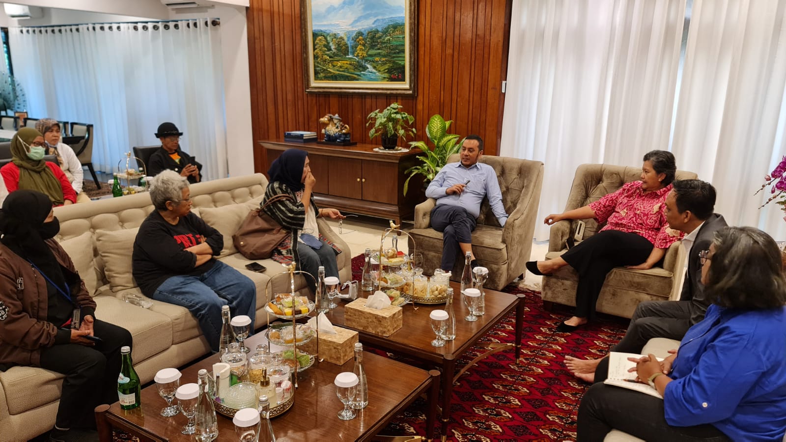 Wakil Ketua MPR RI, Lestari Moerdijat saat menerima Jaringan Advokasi Nasional Pekerja Rumah Tangga (Jala PRT)