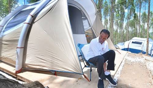 Presiden Joko Widodo saat berkemah di Titik Nol Kilometer IKN Nusantara, Kalimantan Timur