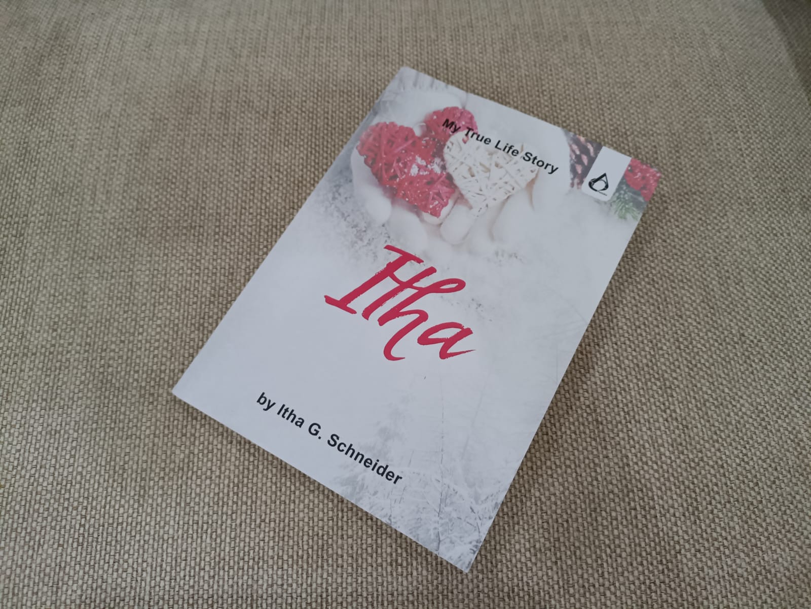 Lewat Buku, Itha G Schneider Ceritakan Kisah KDRT yang Dialaminya Hingga Jadi Pengusaha di AS