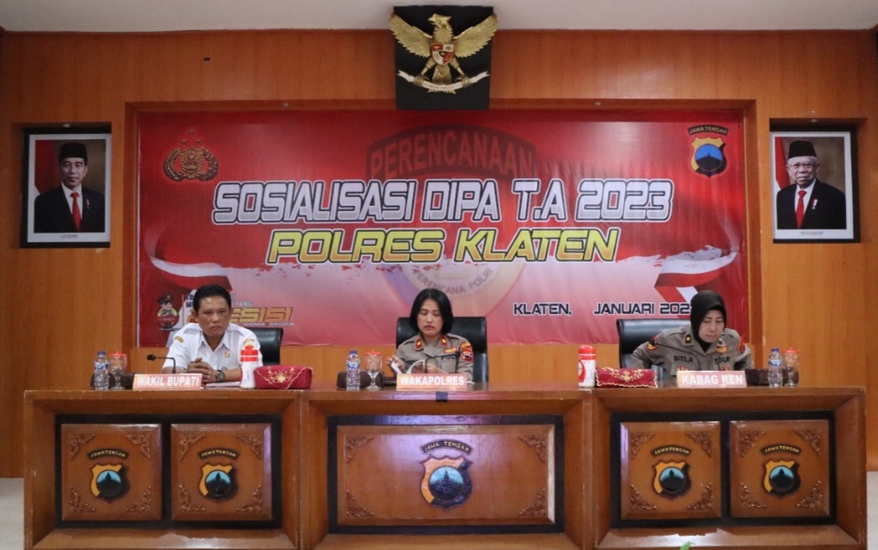 Wakil Kepala Polres Klaten Komisaris Tri Wakhyuni menyampaikan sosialisasi DIPA 2023