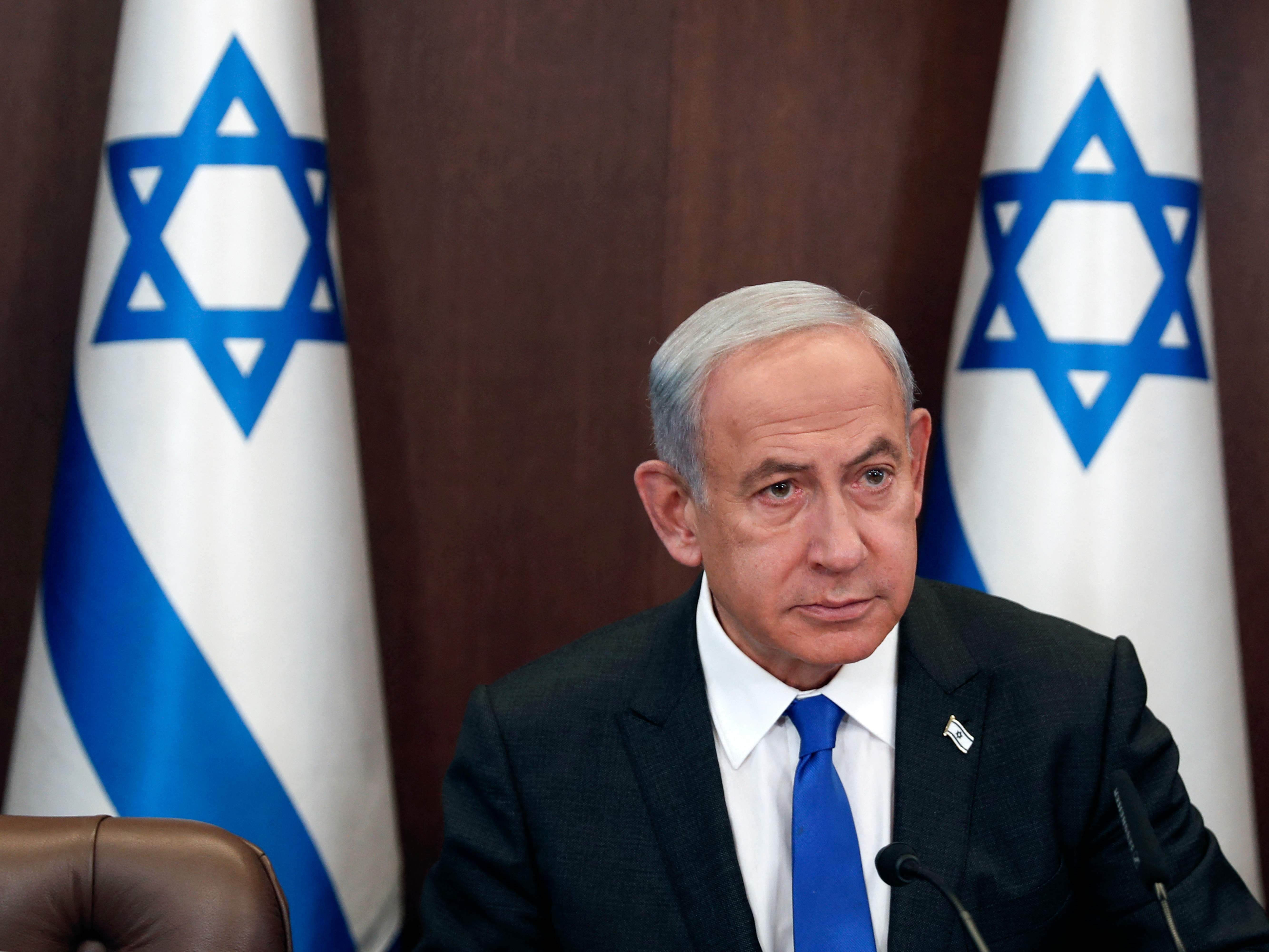 Perdana Menteri Israel Benjamin Netanyahu memimpin rapat kabinet mingguan di Yerusalem pada 3 Januari 2023.