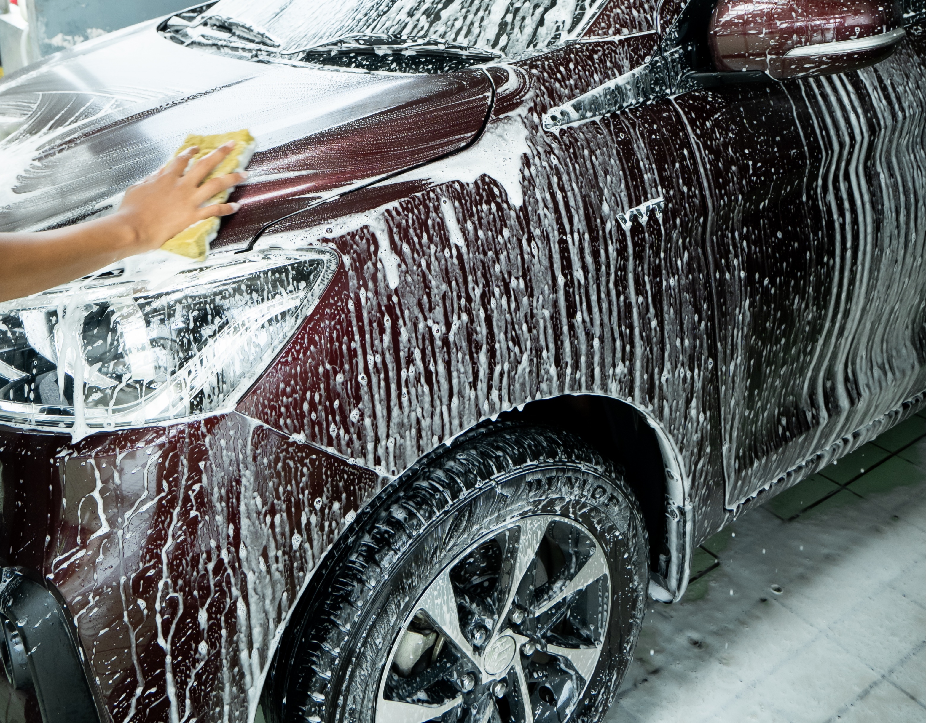 Ilustrasi cuci mobil