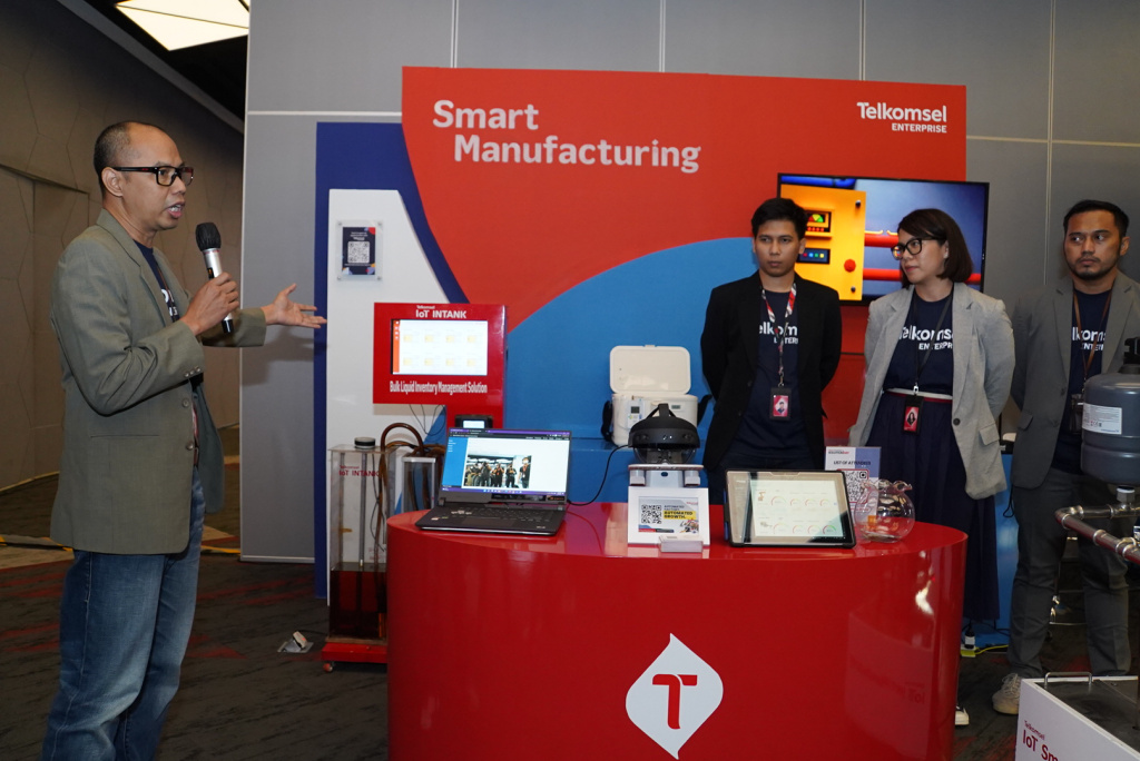 Salah satu solusi yang ditawarkan dalam Telkomsel Enterprise Solution Day