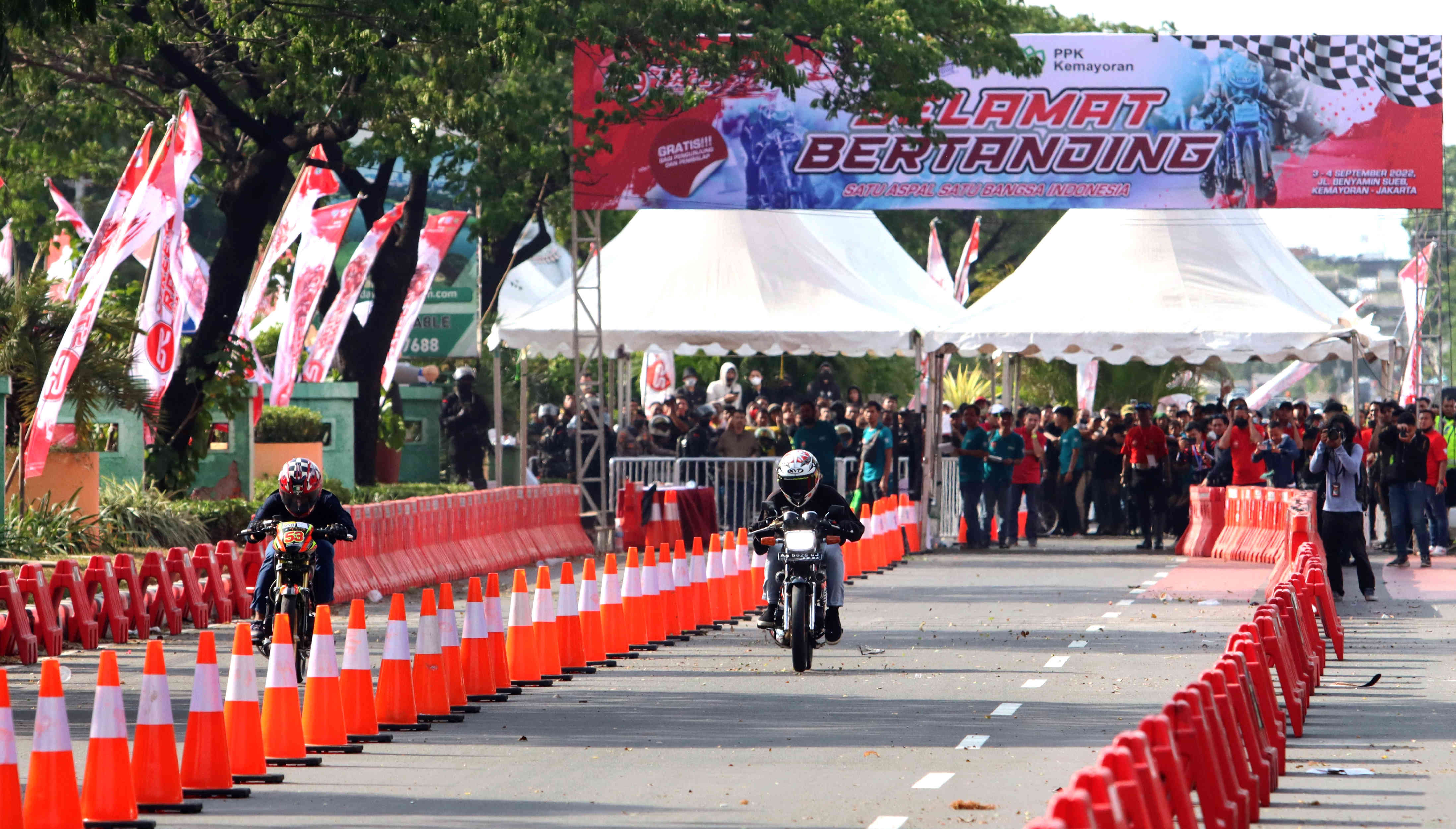 Street race atau balap jalanan