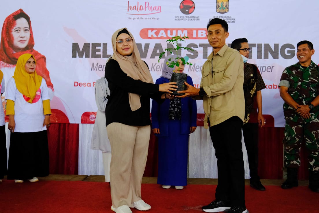 HaloPuan menggelar kegiatan bertajuk “Kaum Ibu Melawan Stunting, Mengolah Daun Kelor Menjadi Asupan Super” di Pabuaran, Sukabumi, Jabar.