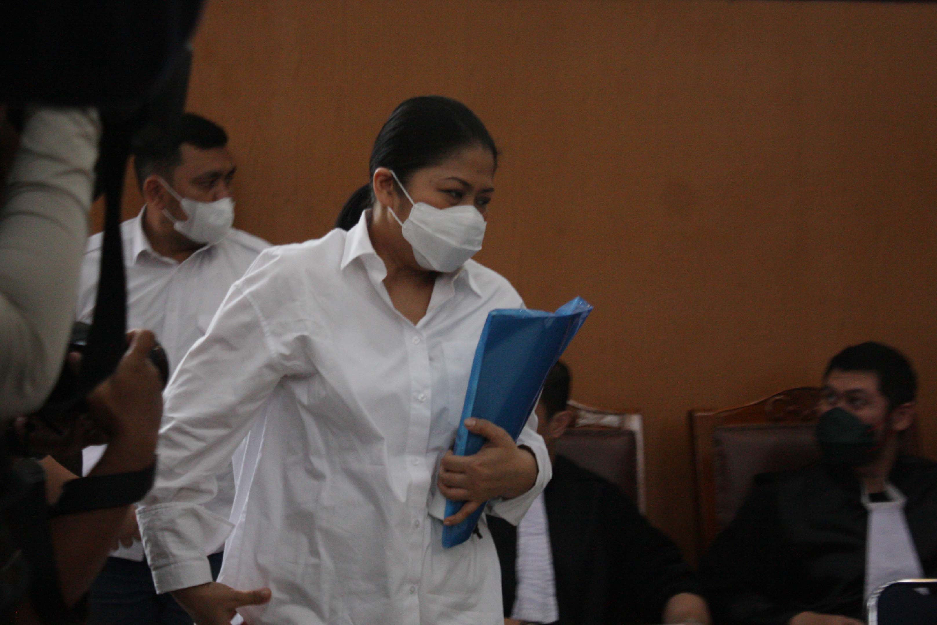 Tedakwa dalam kasus pembunuhan berencana Brigadir J, Putri Candrawathi.