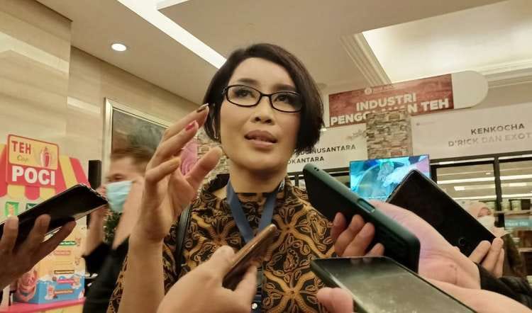 Ketua Apindo  Jawa Barat Ning Wahyu Astutik