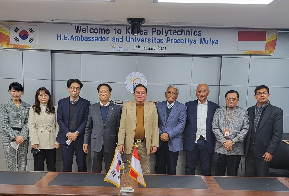 Universitas Prasetiya Mulya dengan Korea Polytechnic (KOPO) bekerja sama dalam pendirian Politeknik Korea Prasetiya Mulya di Indonesia. 