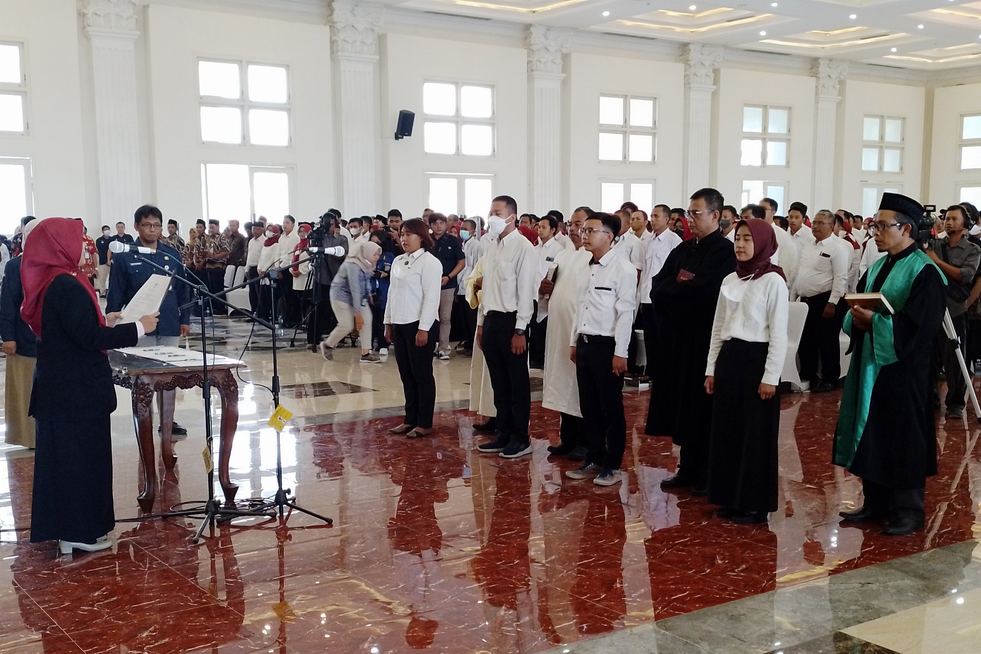 Sebanyak 1.203 Anggota PPS Pemilu 2024 se-Kabupaten Klaten Dilantik